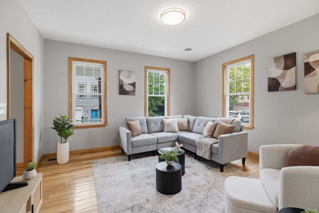 54 Vernon Street #54, Somerville, MA Photo #3