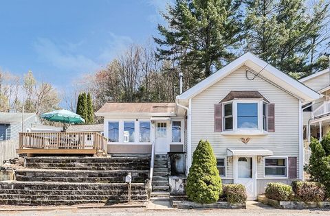 51 Lakeview Ave Bellingham MA 02019