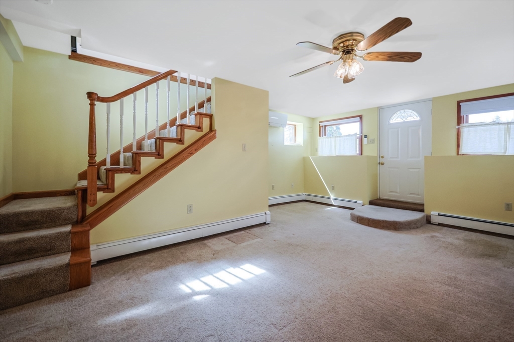 51 Lakeview Ave