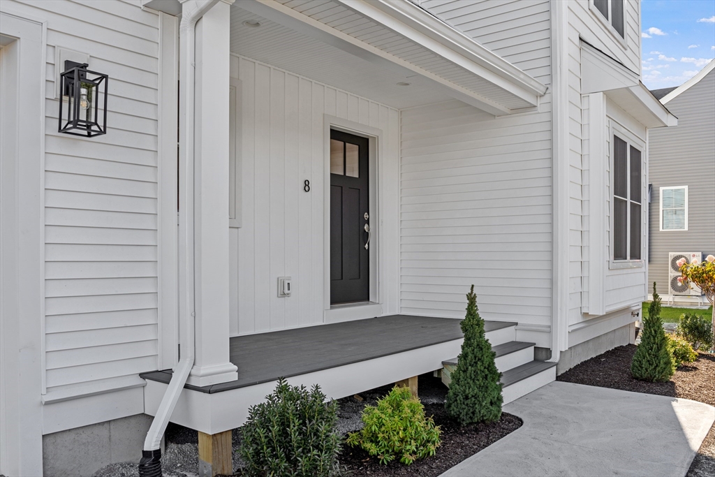 11 Waites Crossing Way