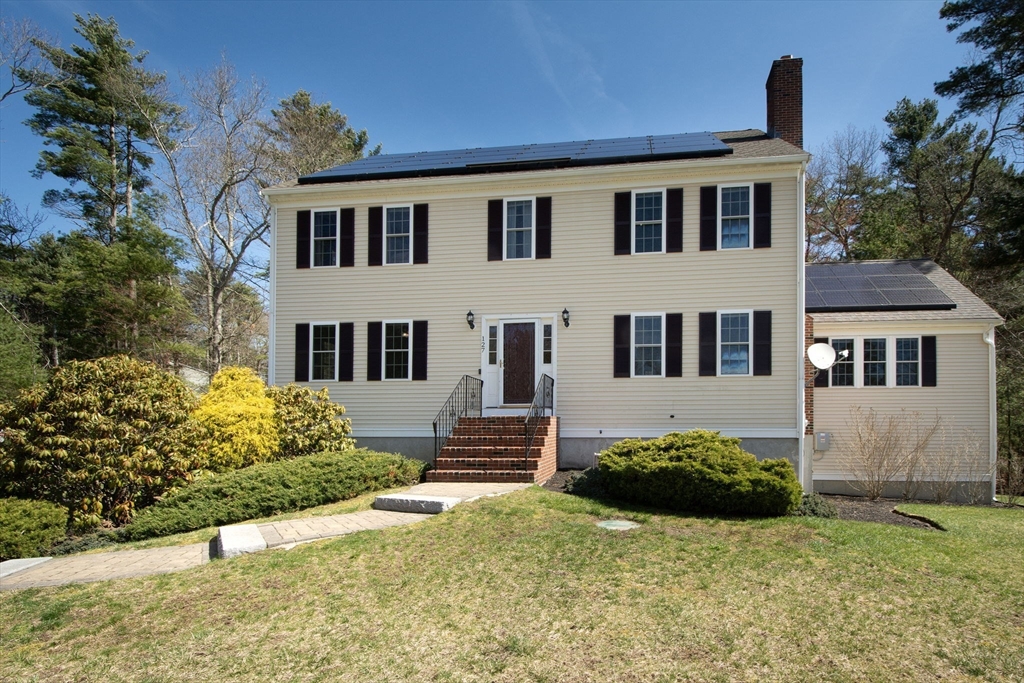 127 Leaf Lane