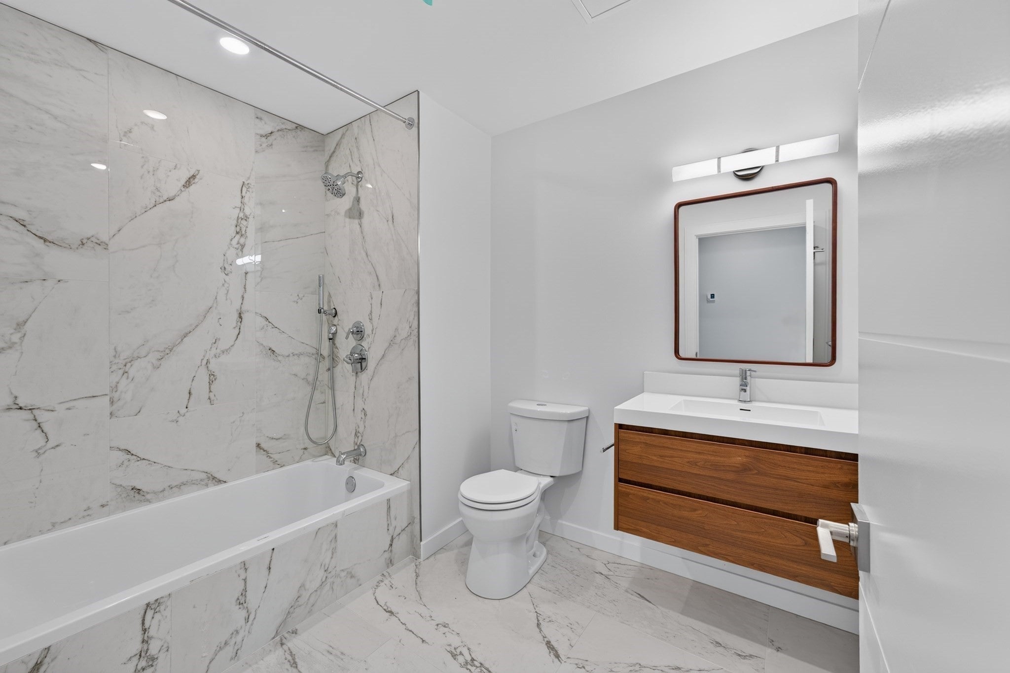 13 Warwick St #302, Somerville, MA Photo #26