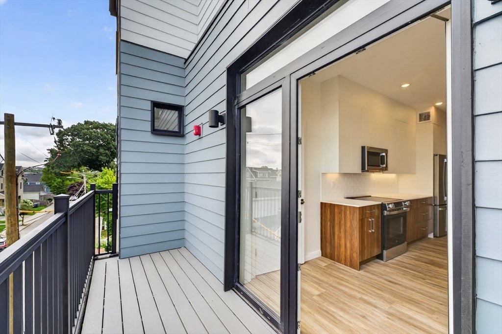 13 Warwick St #302, Somerville, MA, 13 Warwick St #302, Somerville, MA Photo #7