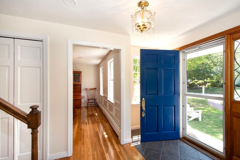 39 Ledgewood Dr