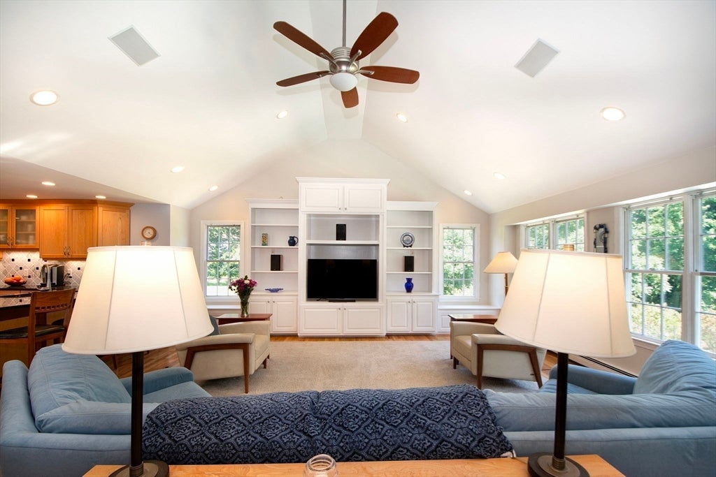 39 Ledgewood Dr, Cohasset, MA Photo #17