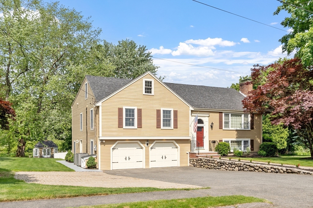 9 New Meadow Rd