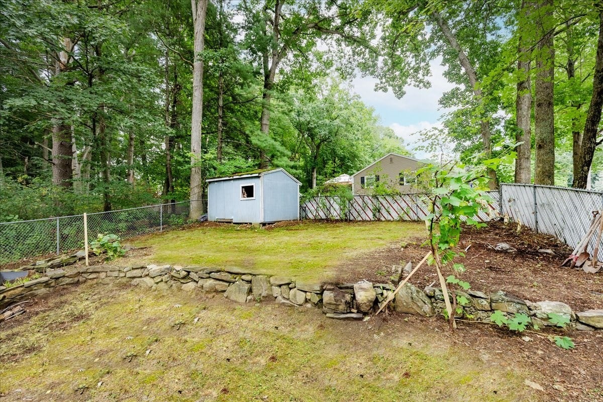 3 Bernice Ave, Salem, NH, 3 Bernice Ave, Salem, NH Photo #28