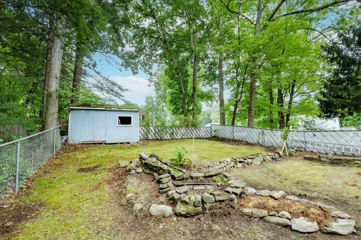3 Bernice Ave, Salem, NH, 3 Bernice Ave, Salem, NH Photo #29
