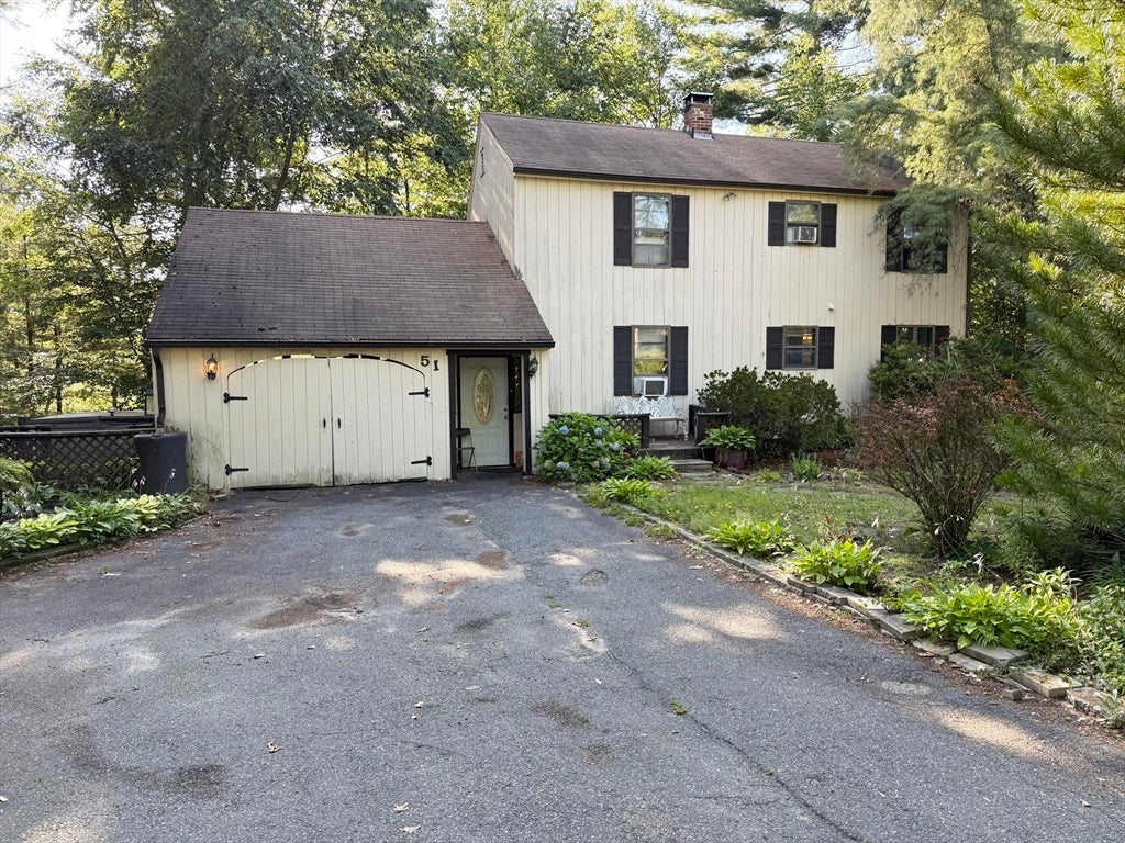51 Ridge Way