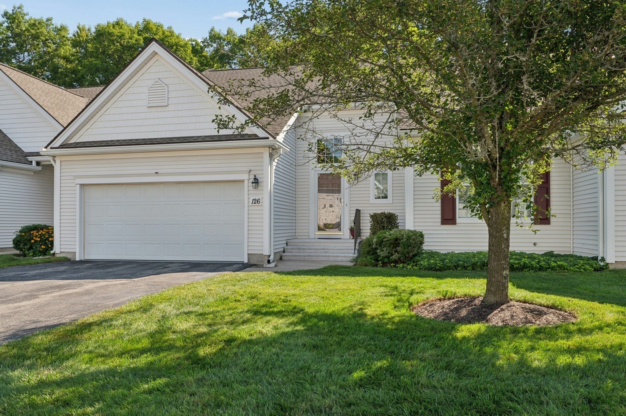 126 Clubhouse Lane #126, Northbridge, MA, 126 Clubhouse Lane #126, Northbridge, MA Photo #2