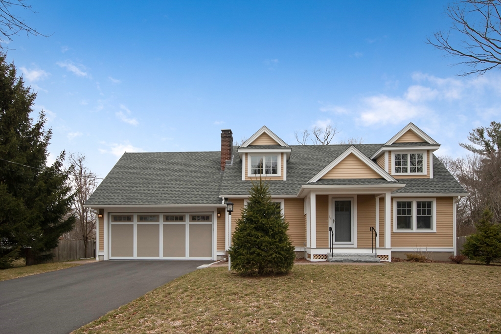 Click for 58 Southfield Rd, Concord, MA slideshow