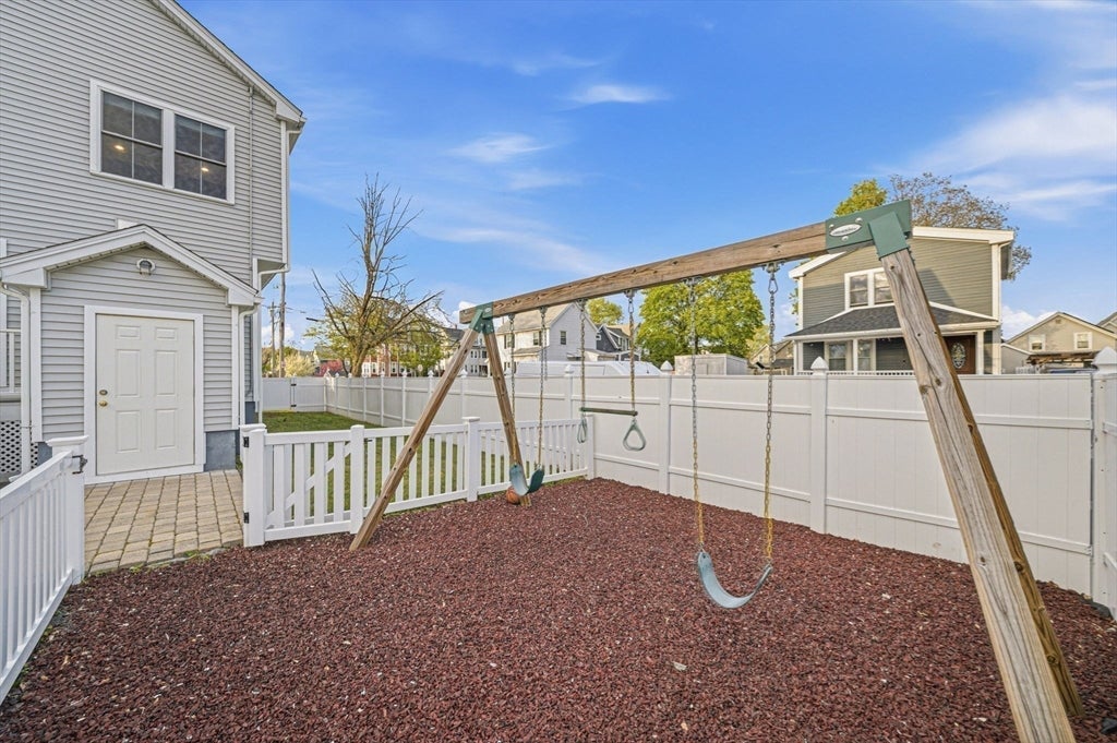 305 Lynn St, Malden, MA, 305 Lynn St, Malden, MA Photo #37