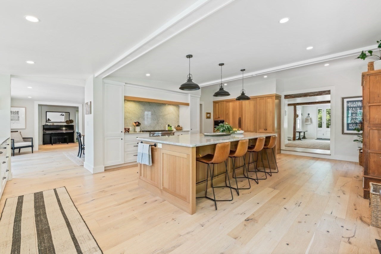 6 Curve Street, Sherborn, MA, 6 Curve Street, Sherborn, MA Photo #11