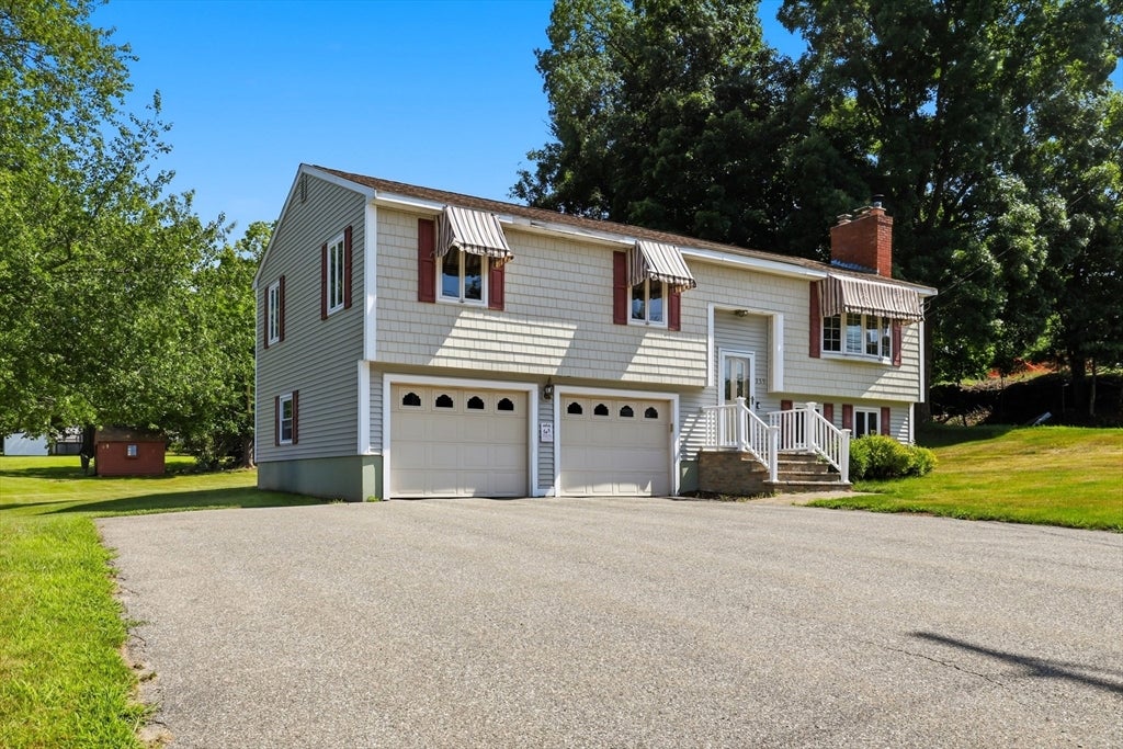 359 Howe Street
