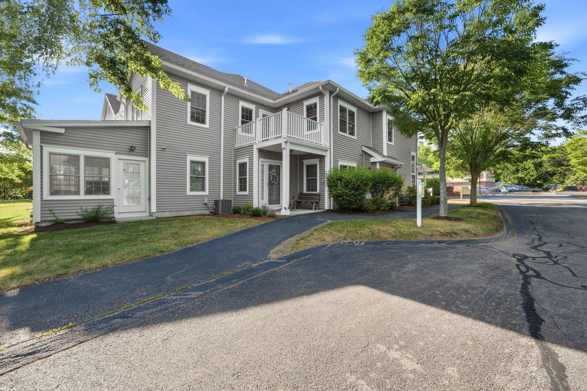 631 East Street B201