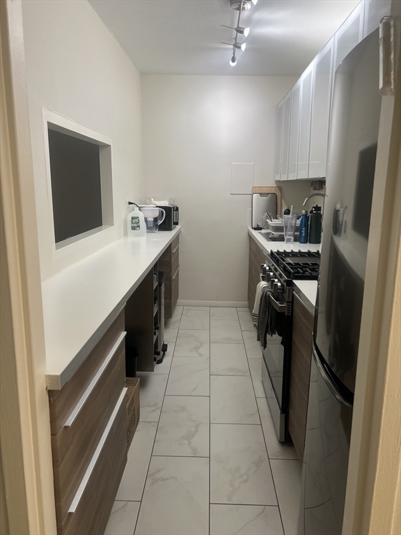 6 Whittier Place 6F