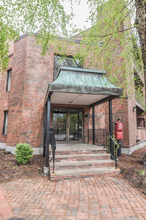 123 Elm St C2