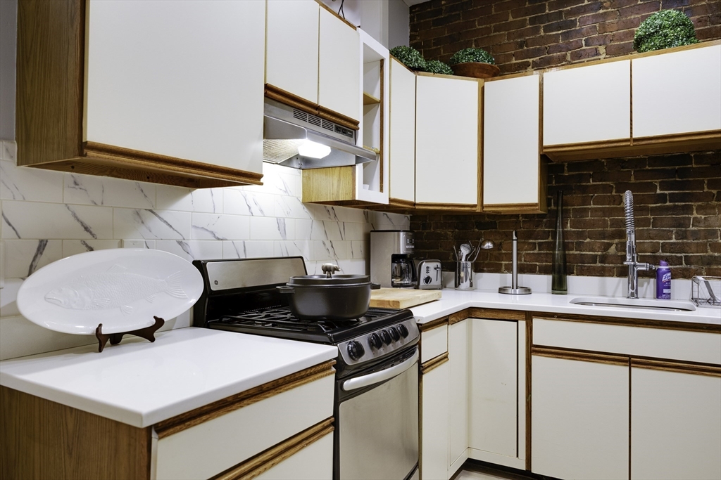 114 Trenton St 1