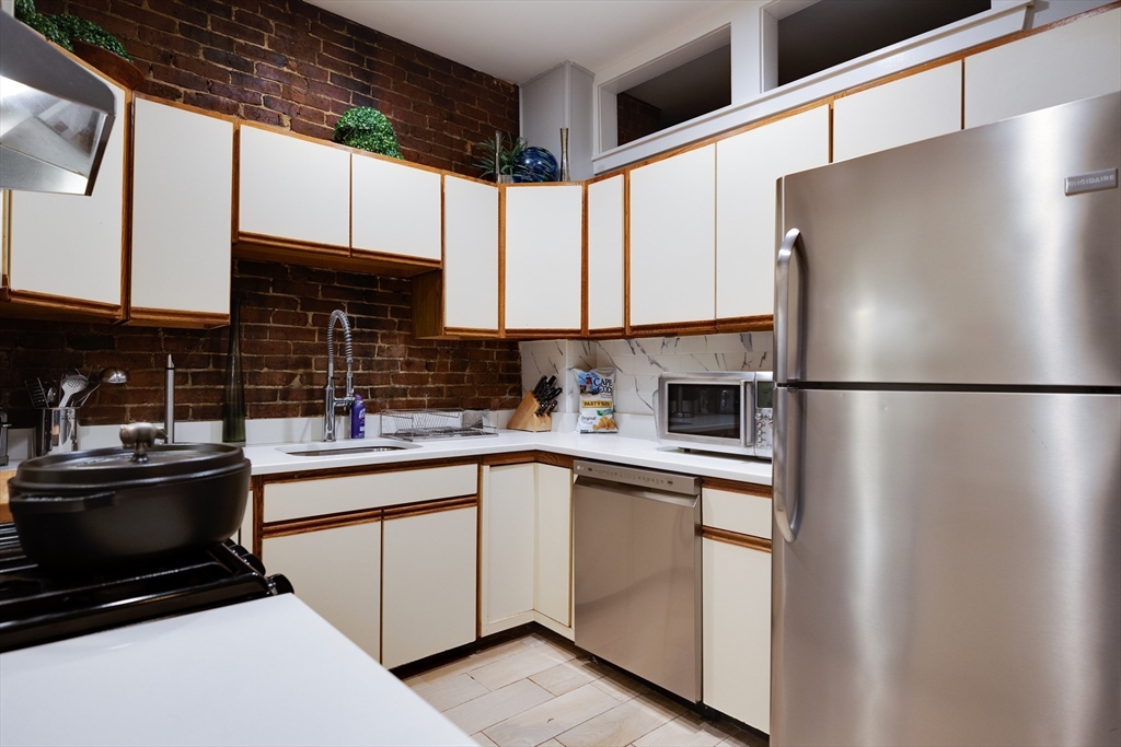 114 Trenton St 1