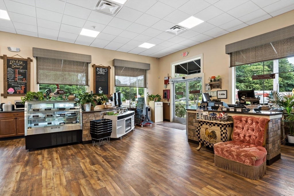 499 State Rd