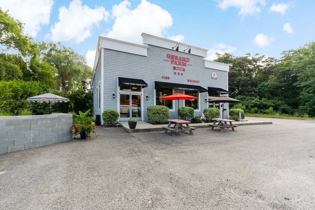 499 State Rd