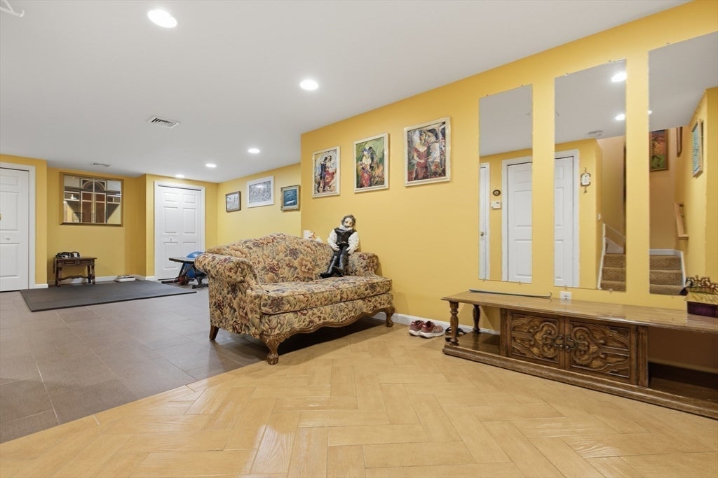 51 Florence St #51, Newton, MA, 51 Florence St #51, Newton, MA Photo #20