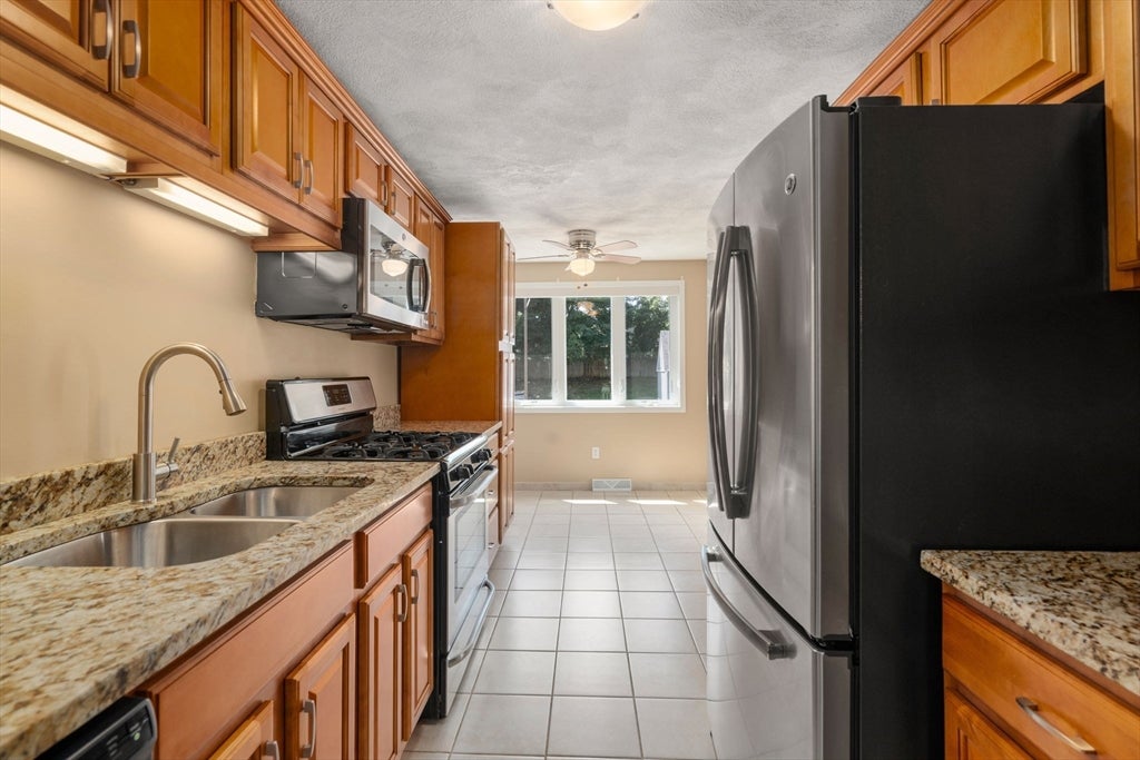31 Blithewood Ave #205, Worcester, MA, 31 Blithewood Ave #205, Worcester, MA Photo #4