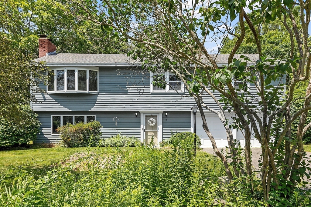 15 Greenbrook Road