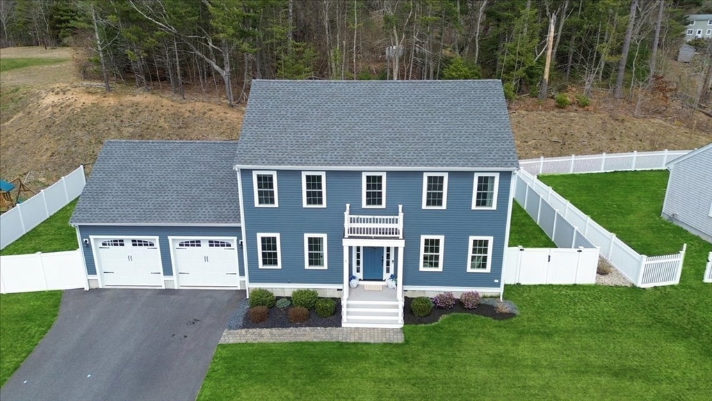 4 Barrows Brook Cir