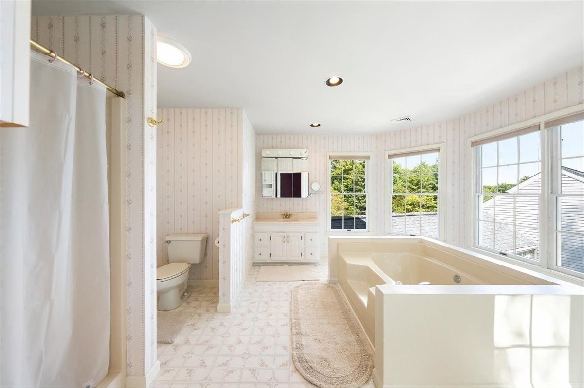 5 Vose Hill Road, Westford, MA Photo #27