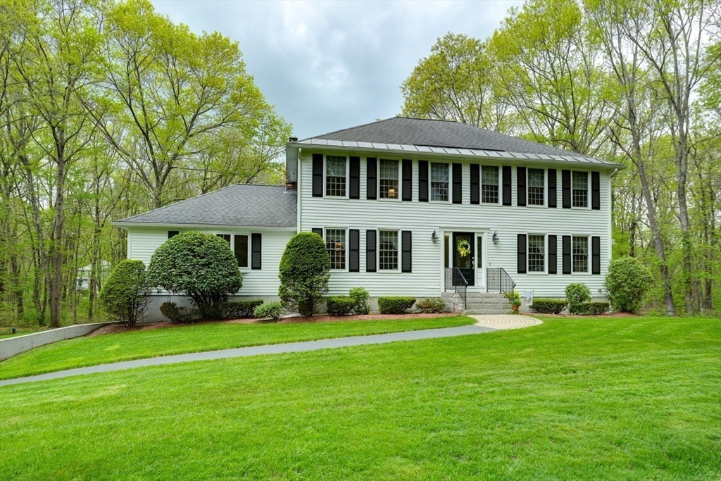 32 Virginia Rd