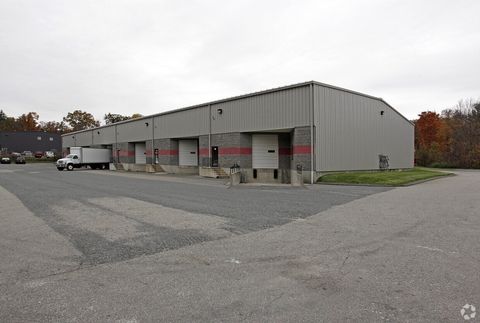 282 Central St Hudson MA 01749