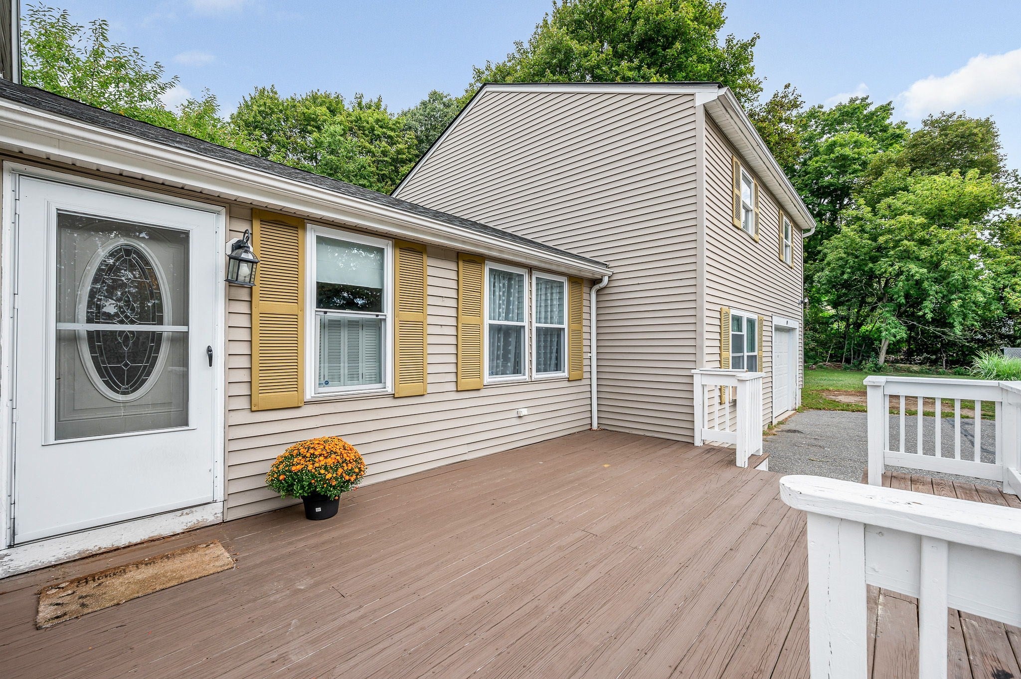 115 Sladen St, Dracut, MA Photo #38