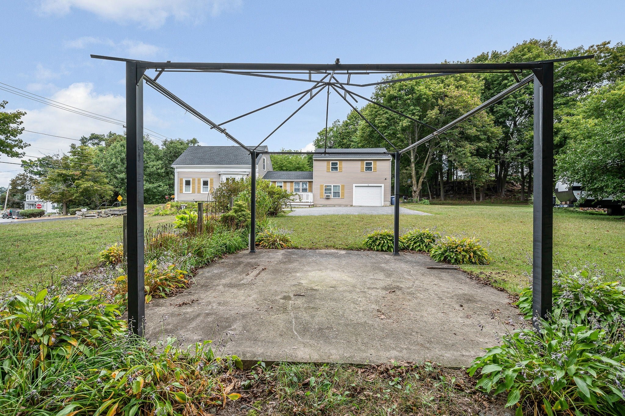 115 Sladen St, Dracut, MA Photo #37