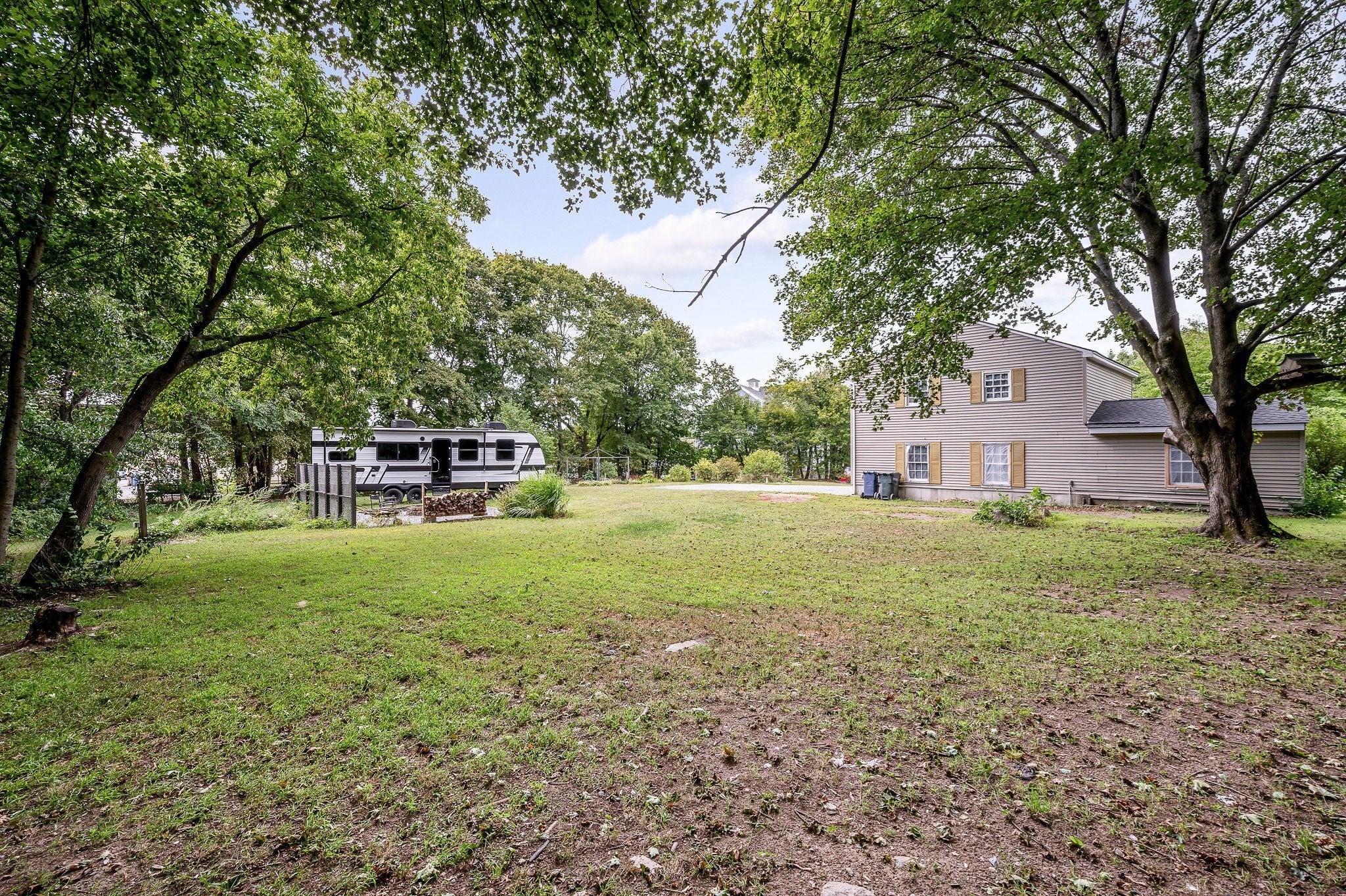 115 Sladen St, Dracut, MA Photo #33