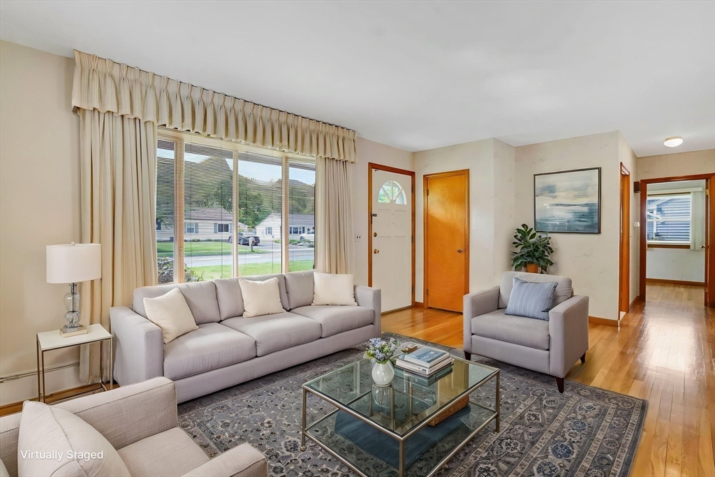 300 Circle Dr