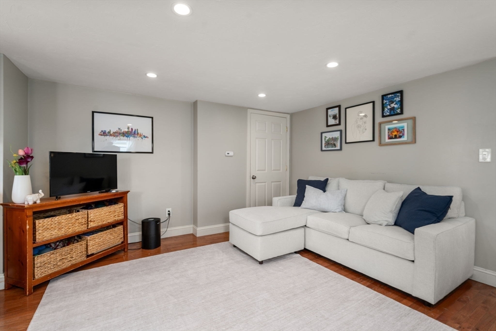 118 Village St #A, Medway, MA, 118 Village St #A, Medway, MA Photo #9