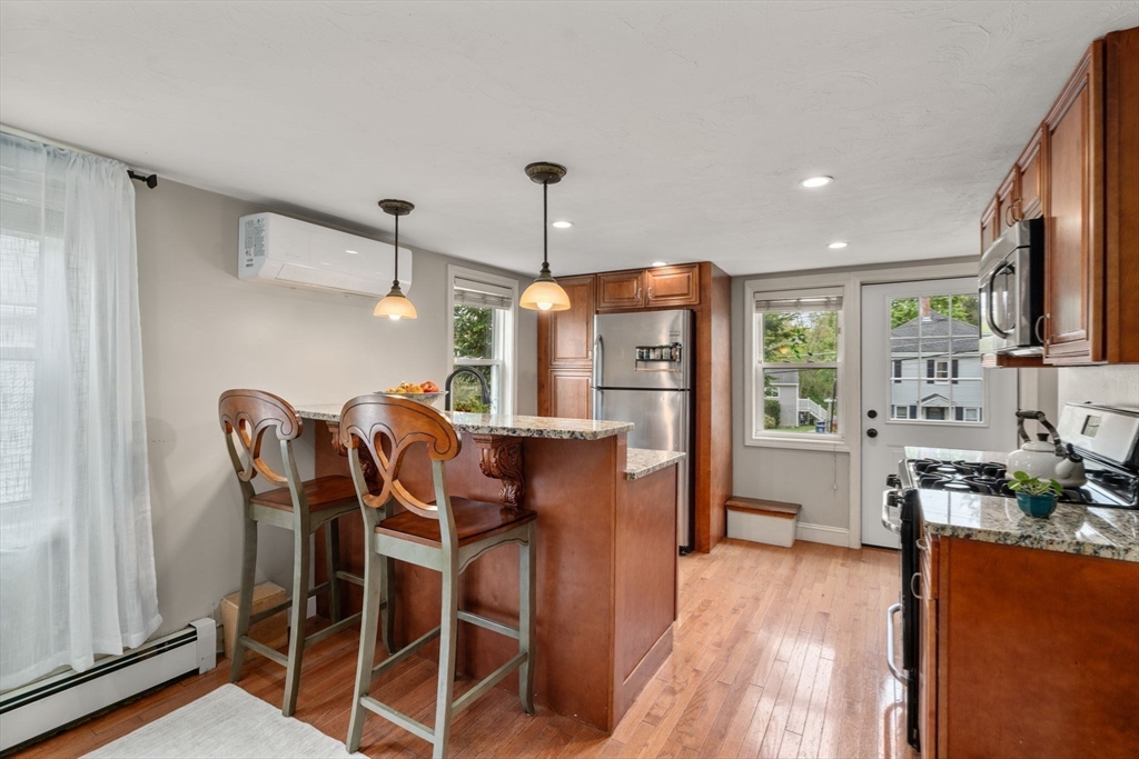 118 Village St #A, Medway, MA, 118 Village St #A, Medway, MA Photo #4