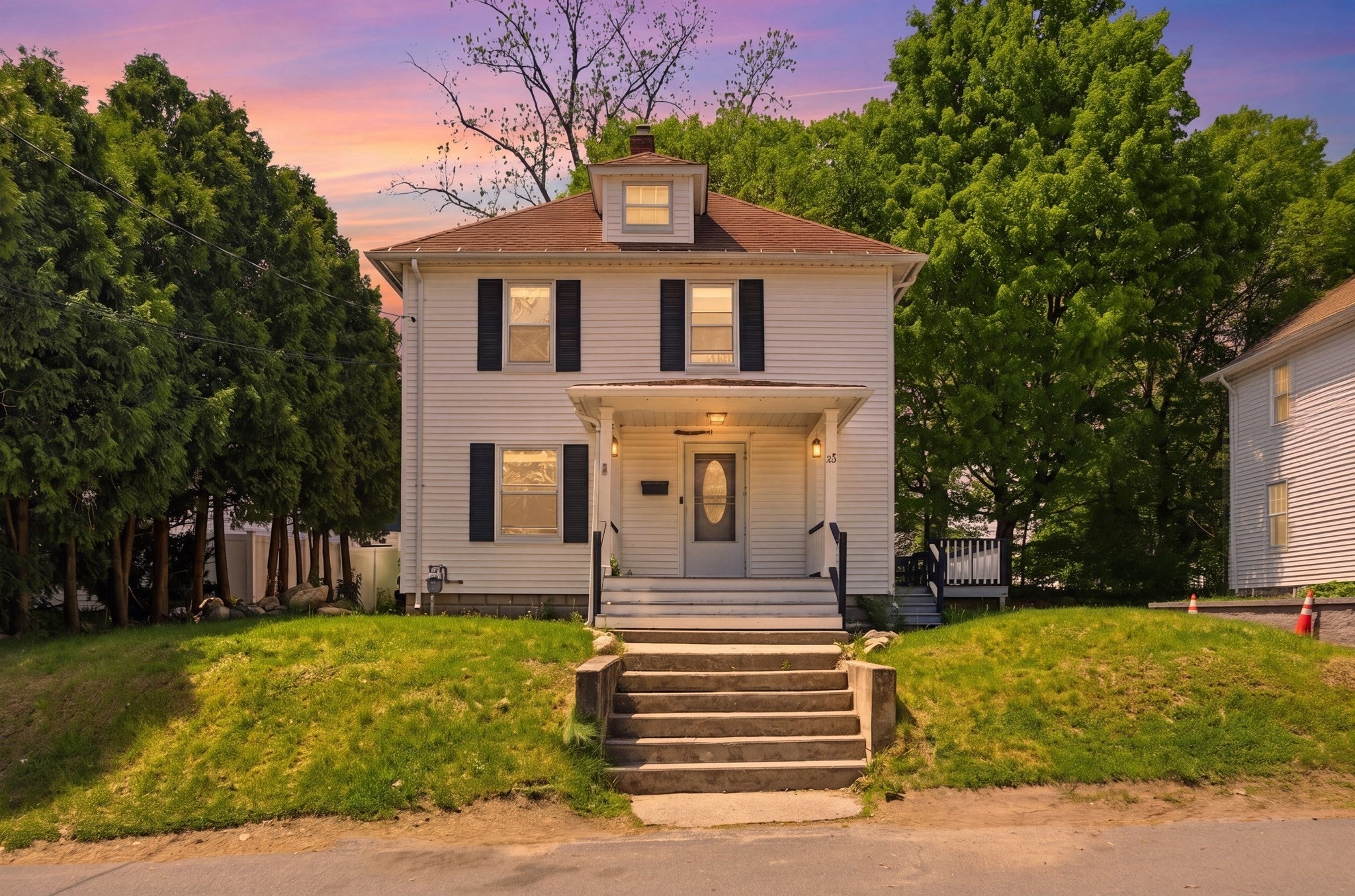 28 Parker Hill Ave