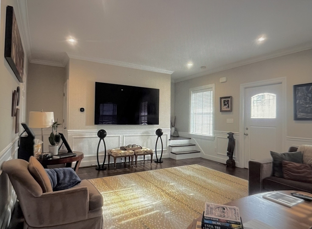 74 Garland St 74