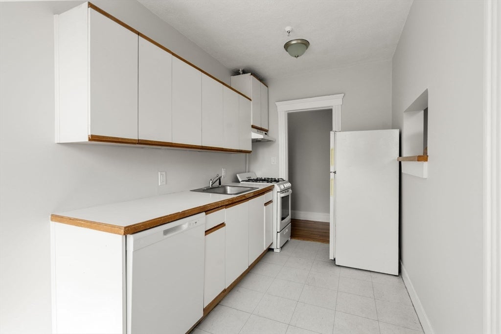 28 Quint Ave 37