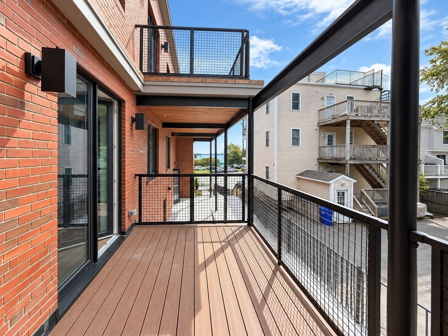 804 E 7th Street 203