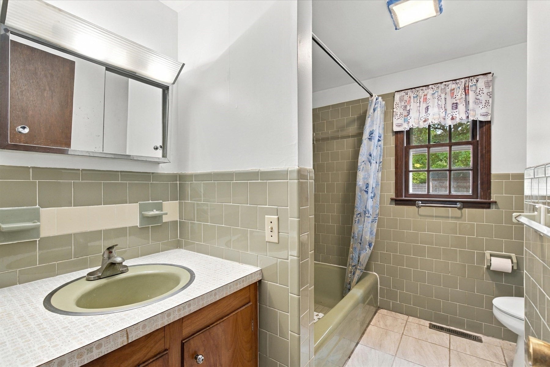 37 Rita Ave, Yarmouth, MA, 37 Rita Ave, Yarmouth, MA Photo #19