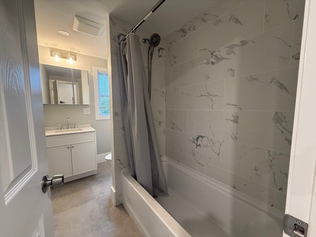 553 Morton St, Stoughton, MA Photo #9