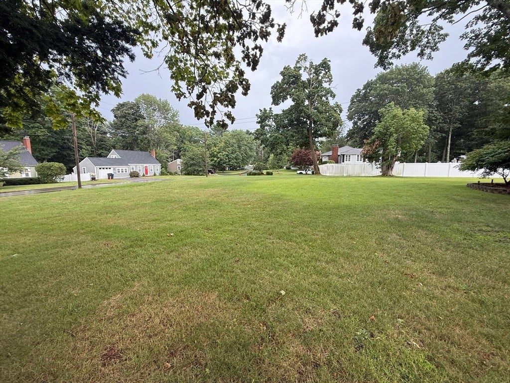 553 Morton St, Stoughton, MA Photo #24