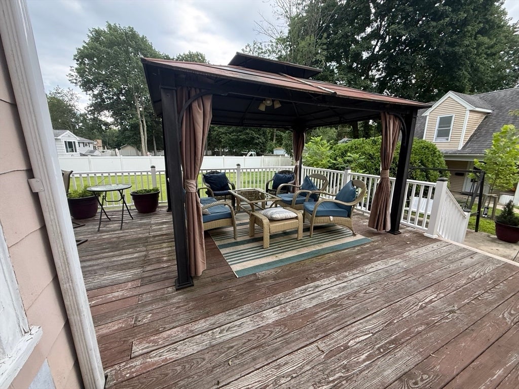 553 Morton St, Stoughton, MA Photo #13