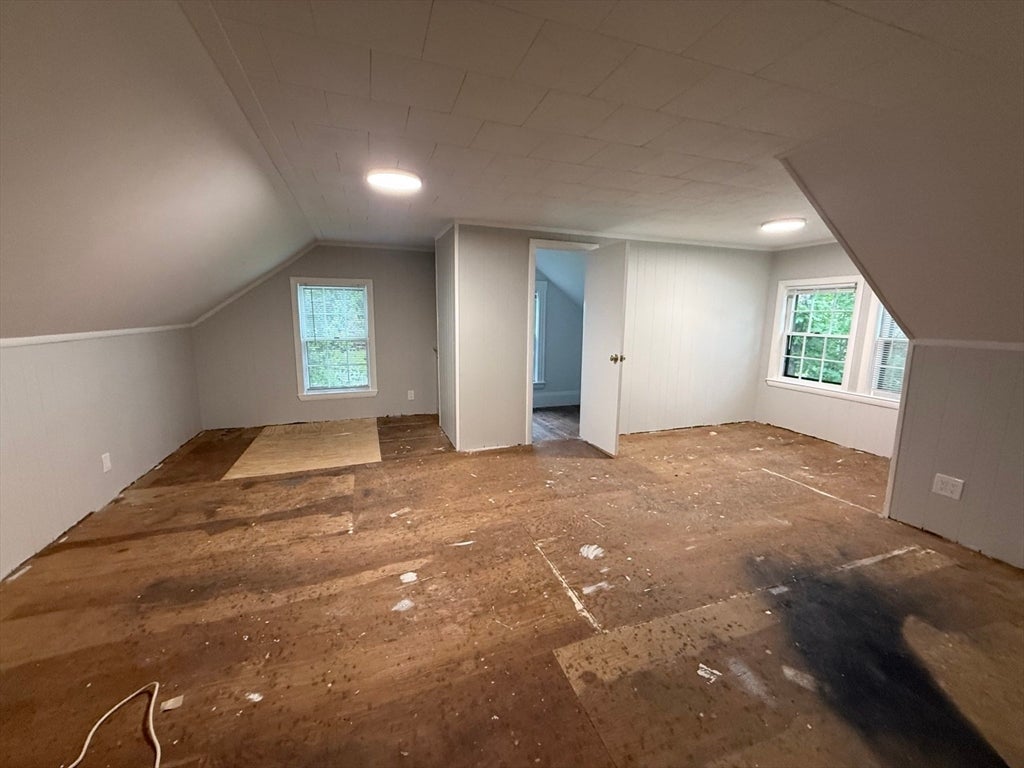 553 Morton St, Stoughton, MA Photo #18