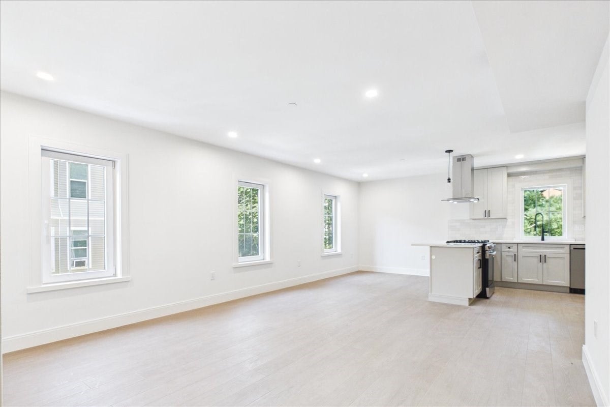 305 Chestnut Ave #4, Boston, MA, 305 Chestnut Ave #4, Boston, MA Photo #7