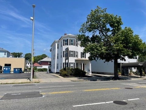 Photo of 440 Park Ave, Worcester, MA 01610 (MLS # 73502942)