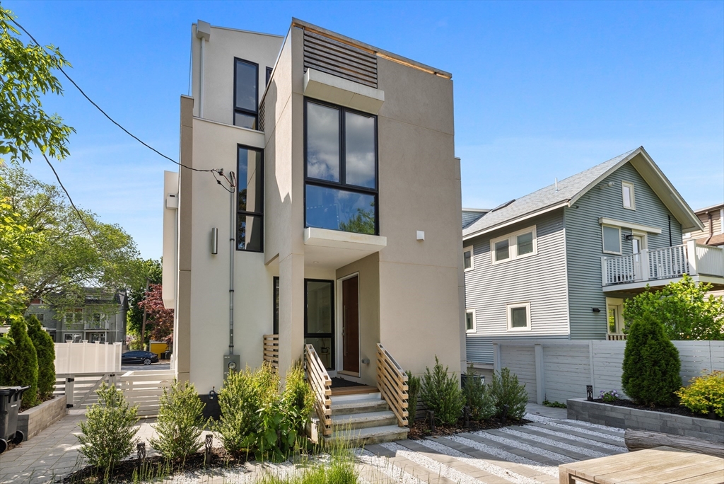80 Alpine St
